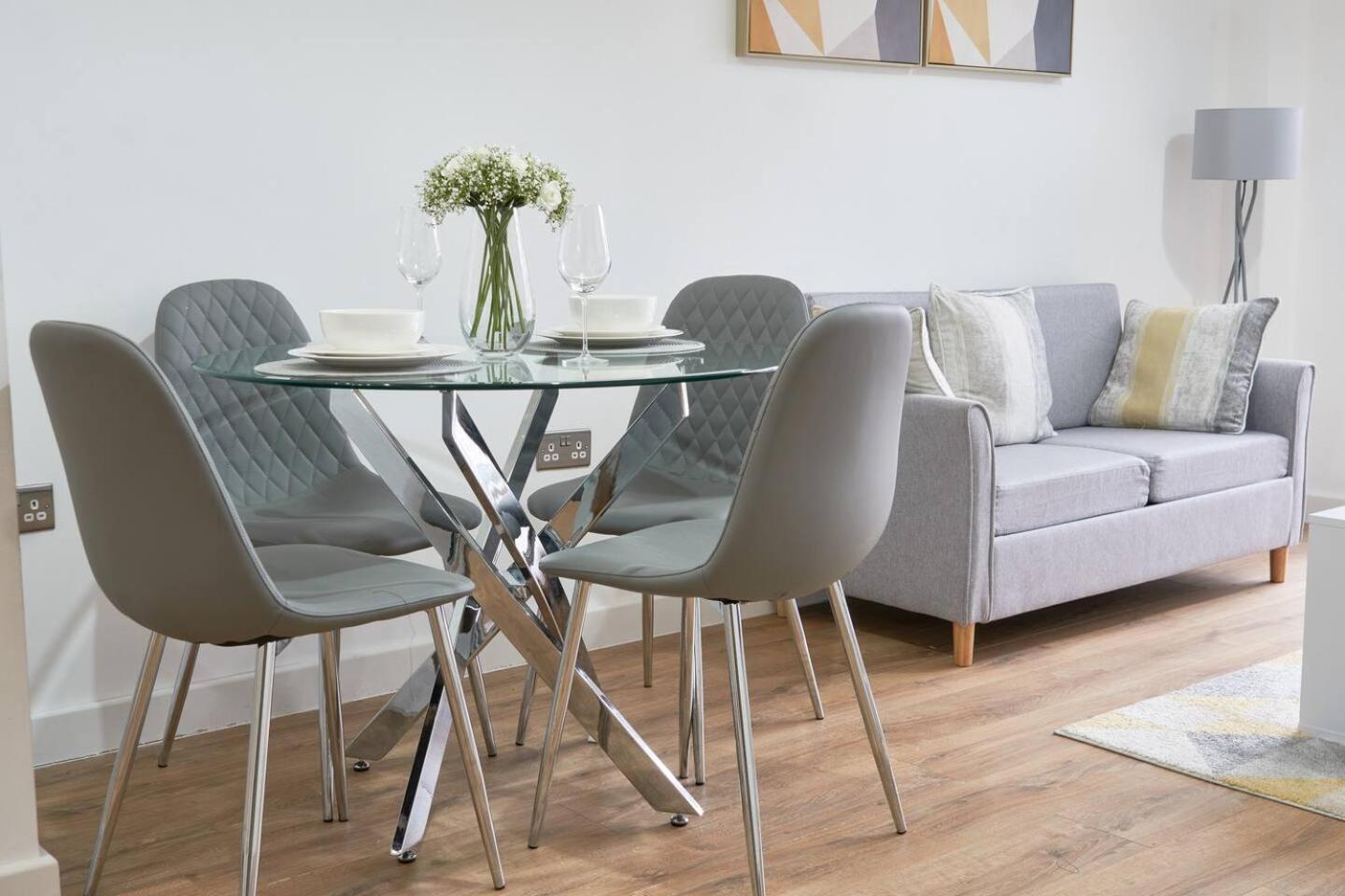 Modern Central Apartment - City Centre - Fast Wifi - Near Utilitia Arena & Icc Бирмингам Екстериор снимка